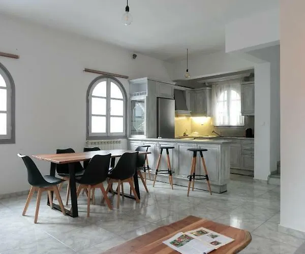 Naxian Downtown Tatil Evi